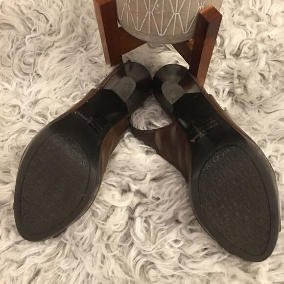 Bongo Brown Heels    - Picture 3 of 4